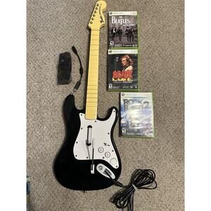 Rock Band Fender Stratocaster XBOX 360 Wired Guitar Bundle RockBand AC/DC Beatle